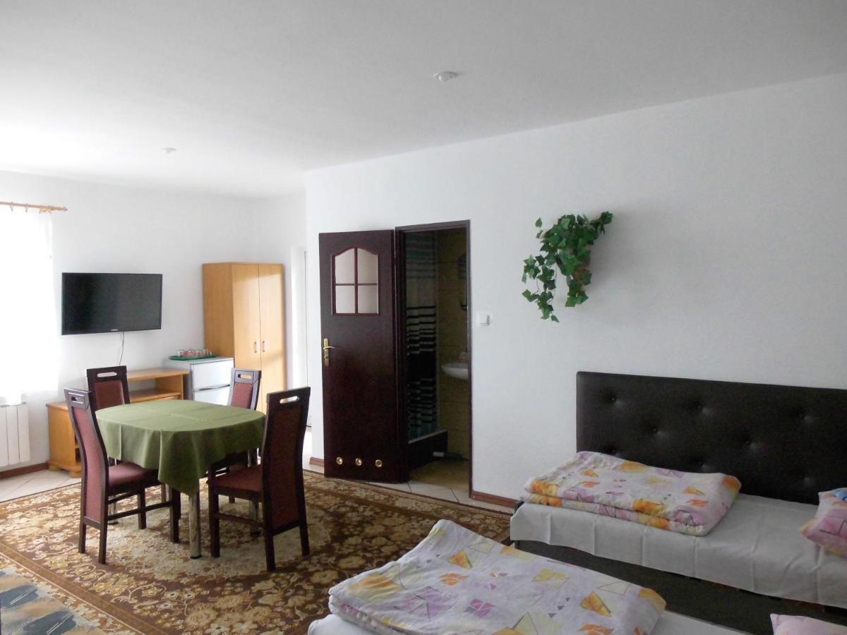 Gosciniec Suwalska Appartement Gołdap Buitenkant foto